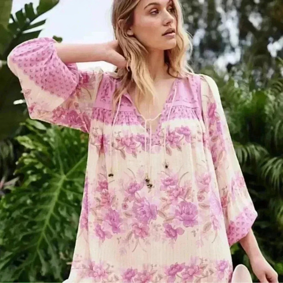 Free people & Spell & The Gypsy Coco Lei Flutter Sleeve Tunic Lilac - Picture 8 of 8